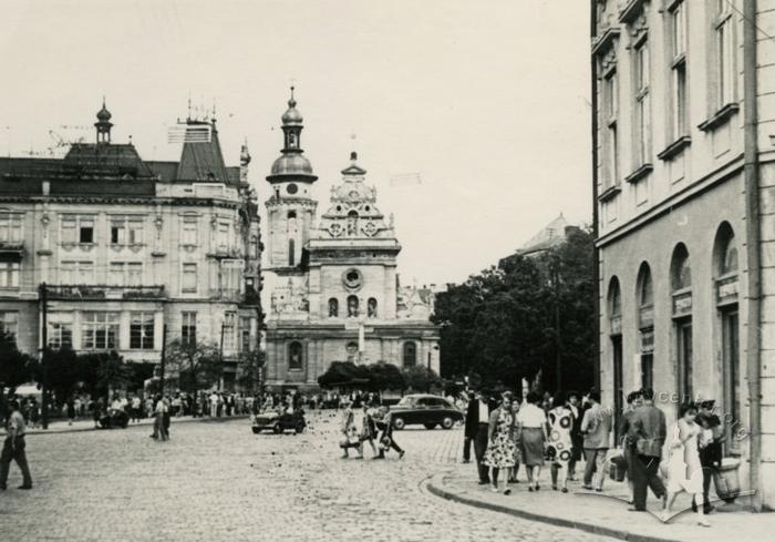 View of Halytska square 1