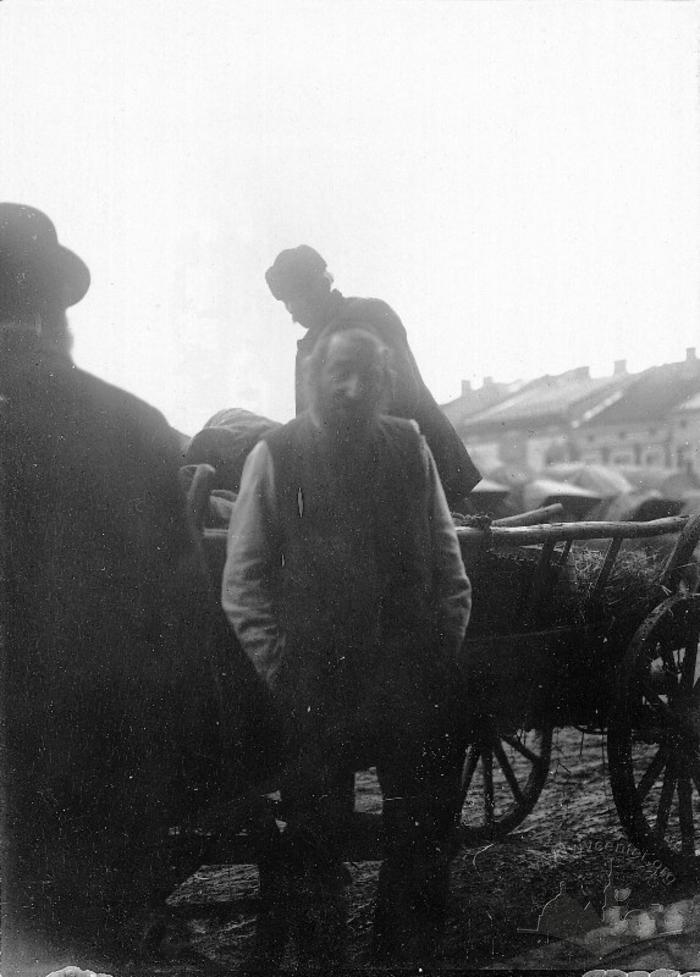 Market in Brzesko near Tarnov 2