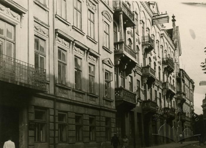 Kuibysheva street (I. Ohiyenka street now) 2