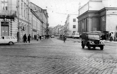 Початок вулиці Личаківської