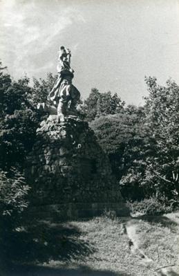 Пам'ятник Бартошу Гловацькому в Личаківському парку