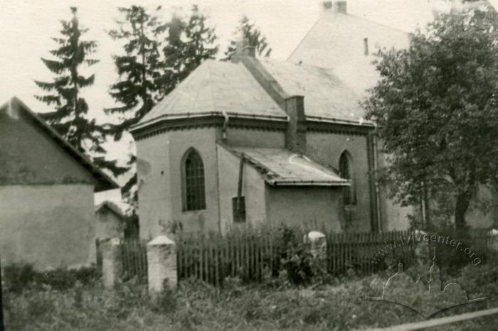 Колишній костел Пресвятої Діви Королеви Польщі на Сихові, тепер церква Архистратига Михаїла 2