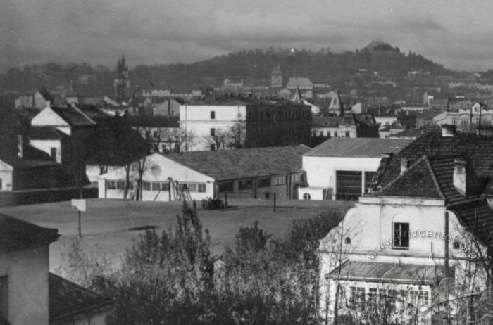 Sports complex view from Arkhypenka street 2