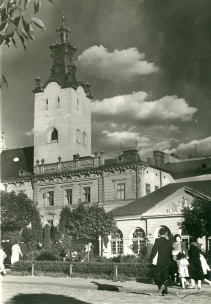 View of cathedral and Holy Spirit square (Ivana Pidkovy square now) 2
