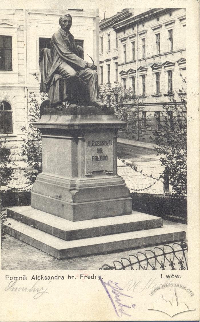 Monument to Aleksander Fredro 2