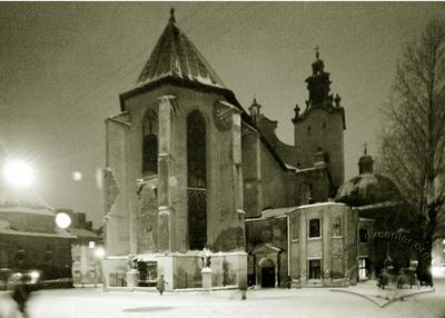 Східний бік Львівського катедрального собору