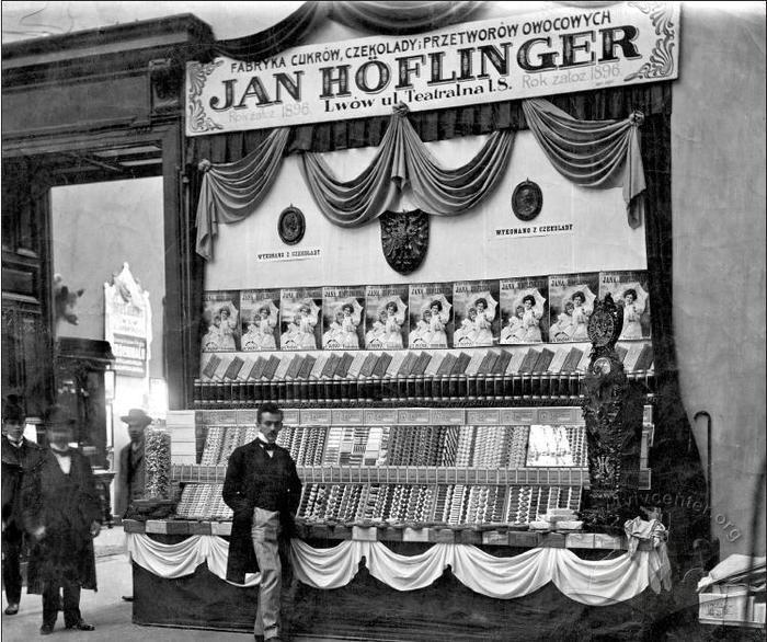 Display of Jan Höflinger's confectionary factory at Country Goods Fair in Palace of Arts 2