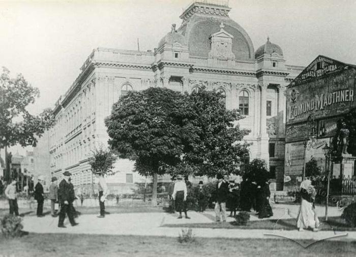 Пам'ятник Станіславу Яблоновському 2