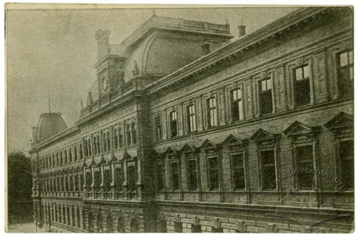 Fragment of building of The Main Post Office 2