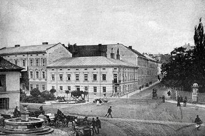 Колишня Площа Академіцка