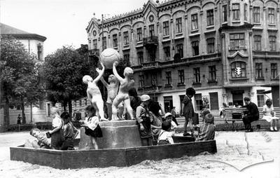 Children's Playground at the Intersection of I. Franka, Kniazia Romana, and K. Levytskoho Streets