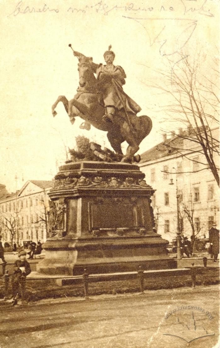 Monument to King Jan III Sobieski 2