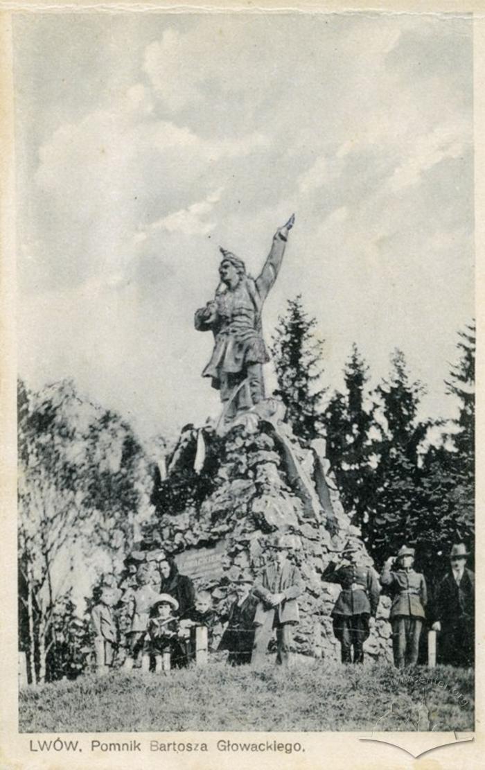 Monument to Bartosz Głowacki 2