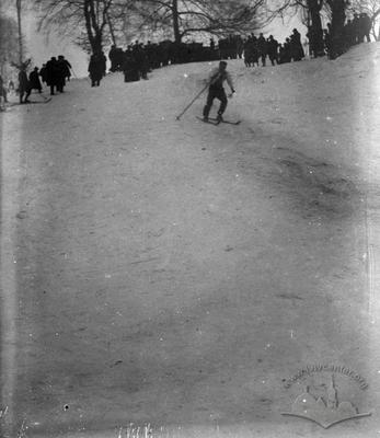 Ski competition on Kyselky Road near High Castle