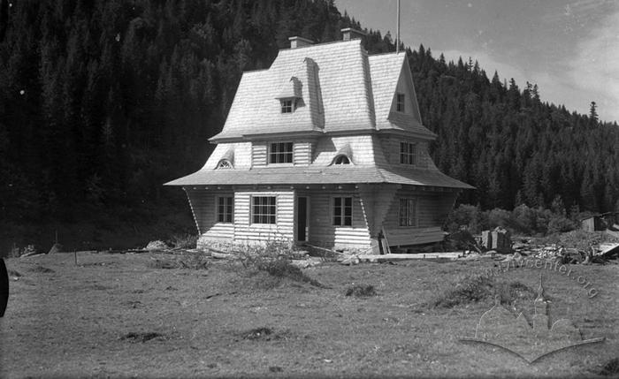 Shelter in Carpathians 2