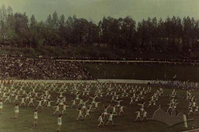 Спортивне свято на стадіоні "Юність" в парку ім. Б. Хмельницького