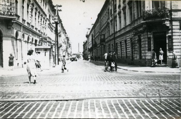 Horodotska street 2