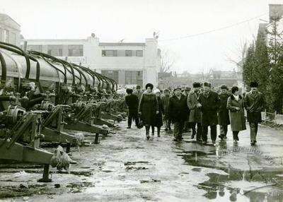 Inspection of production of Lvivsilmash plant in courtyard