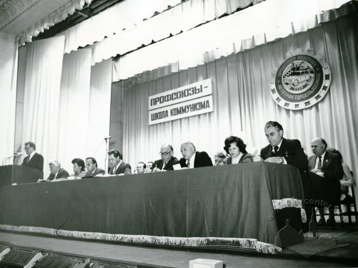 Ceremonial meeting at "Lvivsilmach" factory involving city and region leaders 2