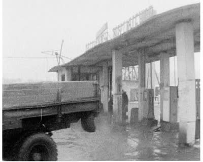 The Everyday Working Life of Motor Transport Workers