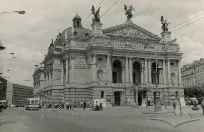 Lviv opera theater named after Ivan Franko 2