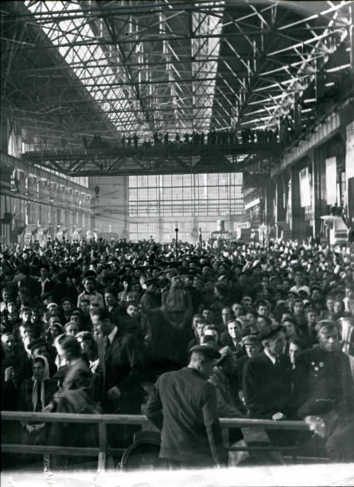 Mass meeting of Zaporizhstal workers 2