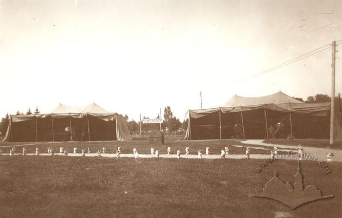 Planes at the Military Exhibition of the Second Army 2