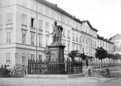 Пам'ятник Станіславу Яблоновському