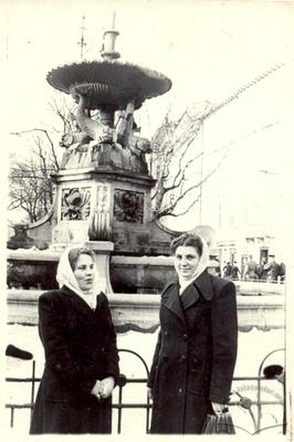 Fountain in Mariiska Sq.