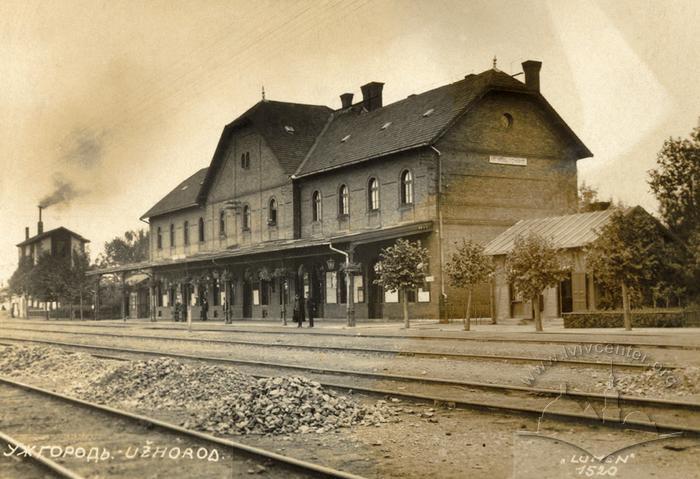 Building of the Railway Station 2