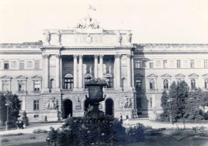 Ivan Franko National University of Lviv 2