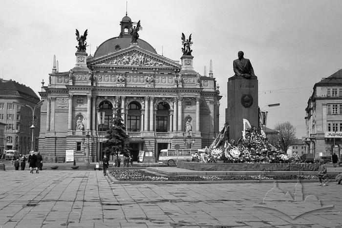 Львівський Національний Академічний театр опери та балету ім. Соломії Крушельницької 2