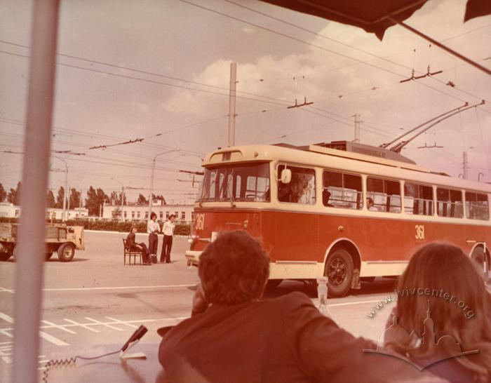 Конкурс майстерності водіїв тролейбуса в тролейбусному депо 2