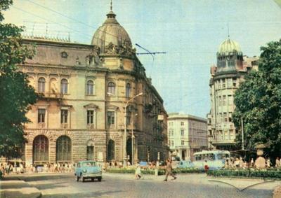 Trolleybus "Kyiv-4" of the route №1 Railway Station - Mitskevycha square on its way back to the train station