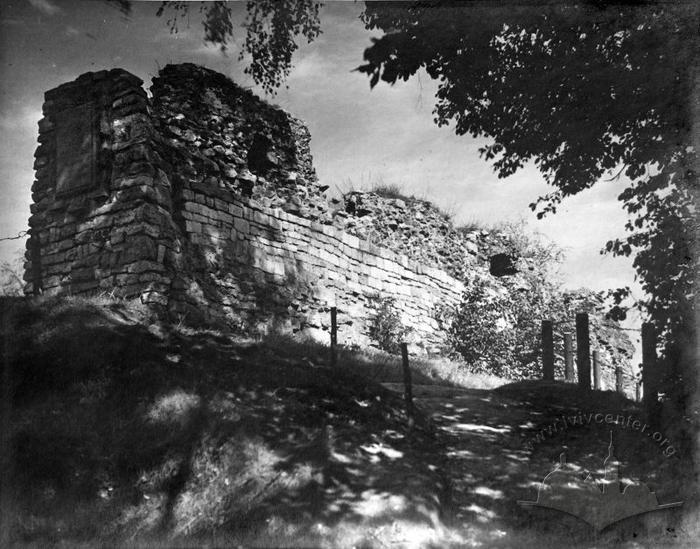 Kazimir Castle ruins 2