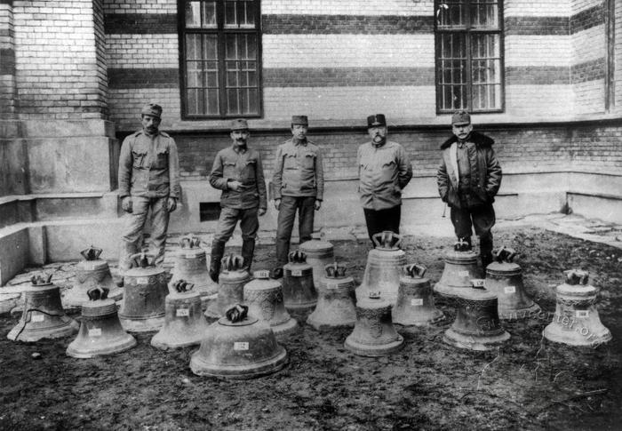 Bells, requisitioned in the First World War 2