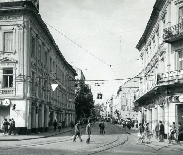Doroshenka street  2