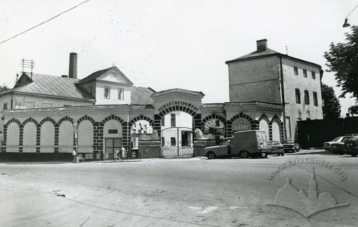 Almazinstument plant at 116 Khmelnytskoho st. 2