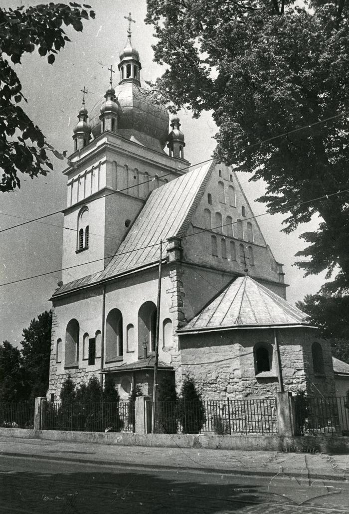 St. Paraskeviya Pyatnytsia church at 77 Khmelnytskoho st. 
 2