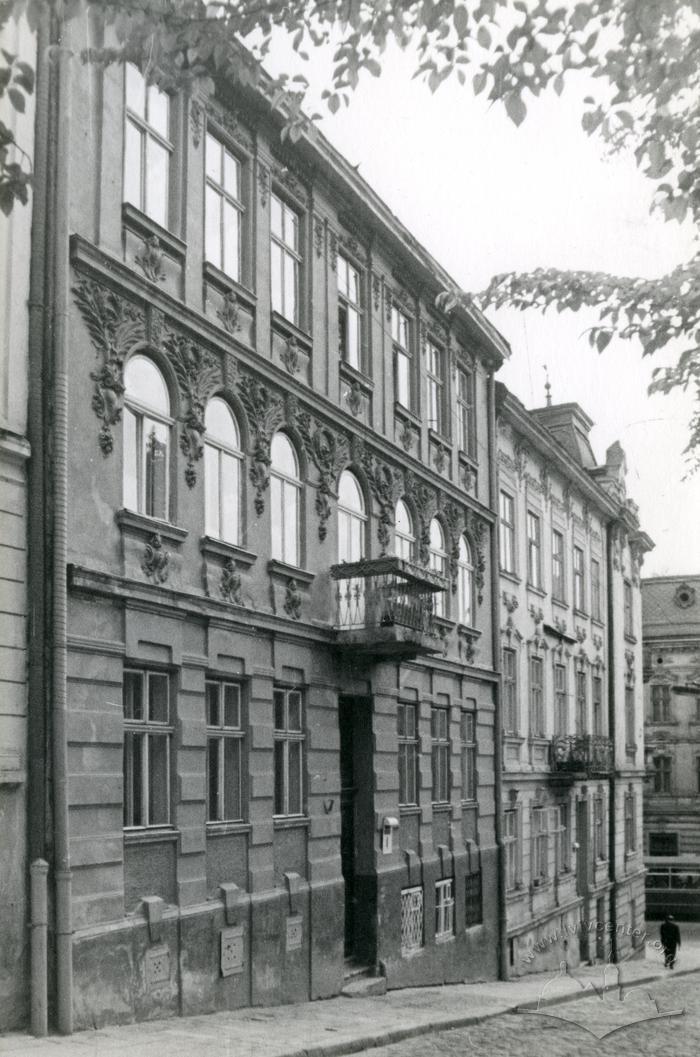 Building at 4, 2 Kobylianskoi st.  2