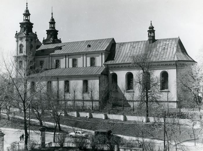 Organ music hall (st. Mary Magdalene church) at 8 Bandery st.  2