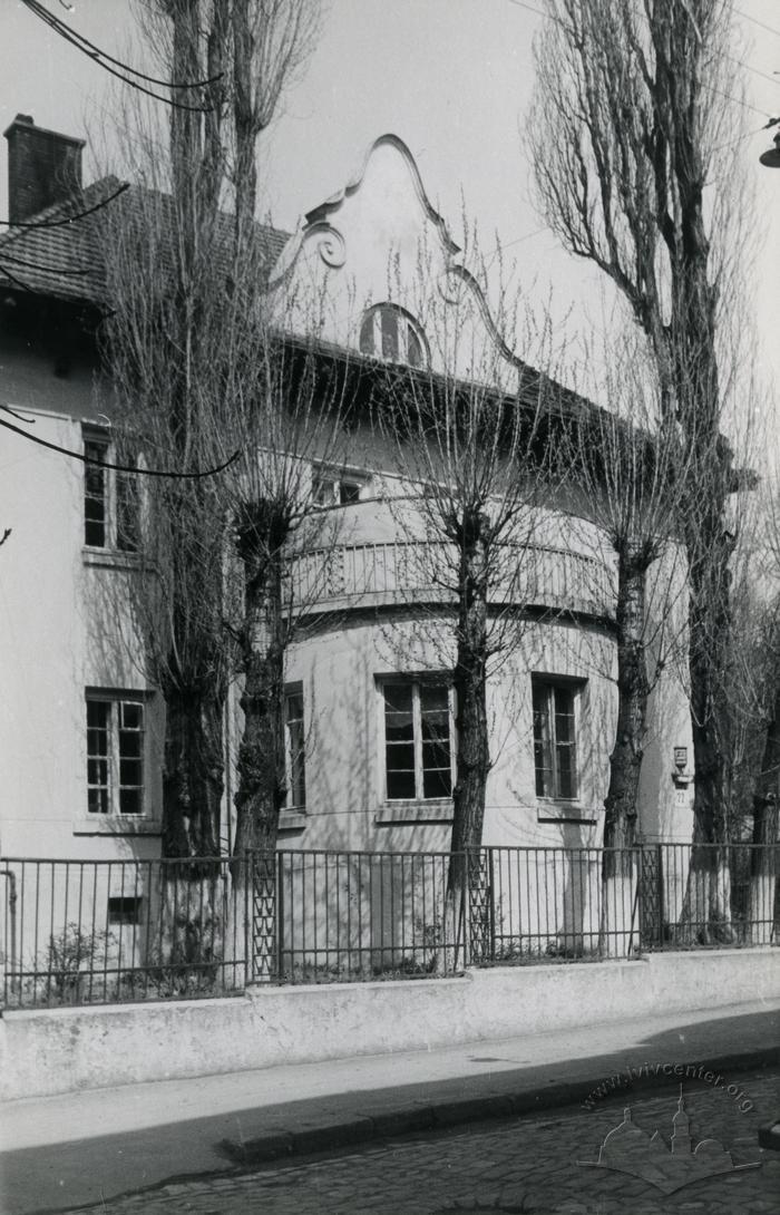 Будинок на вул. Кирила і Мефодія, 22 2