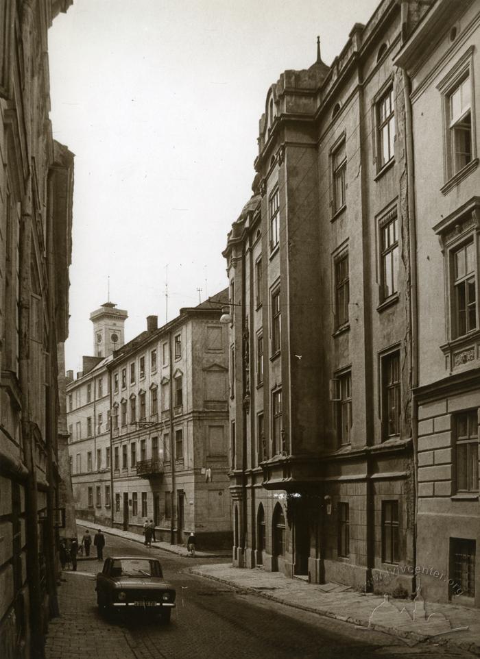 Drukarska St.  2