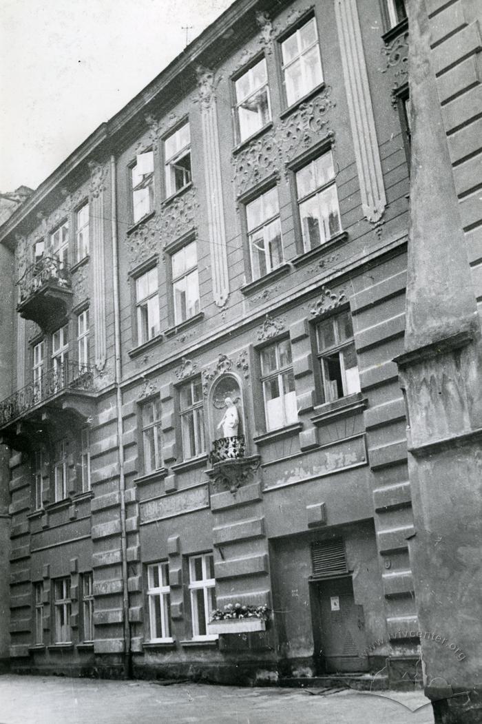 Building at 3 Drukarska St.  2