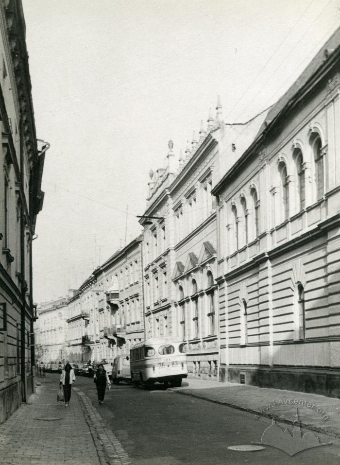 Dudajeva street 2