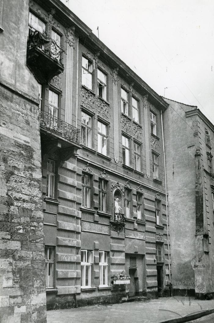 Building at 3 Drukarska St.  2