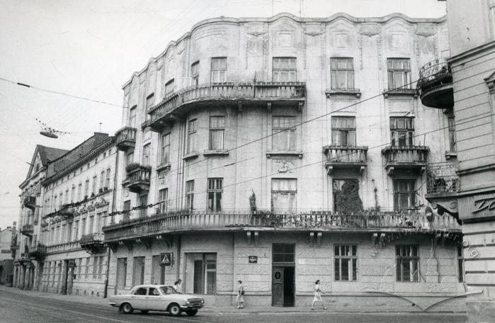 Будинок на вул. Франка, 37  2