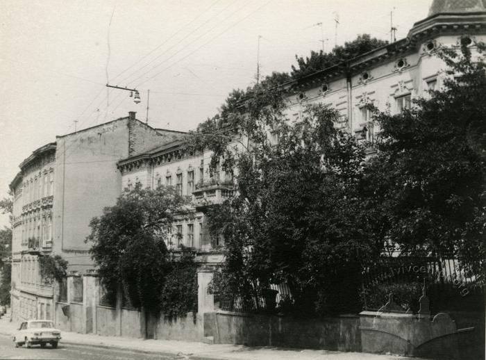 Buildings at 113, 155 Franka St.  2