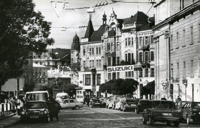 Soborna Square  2