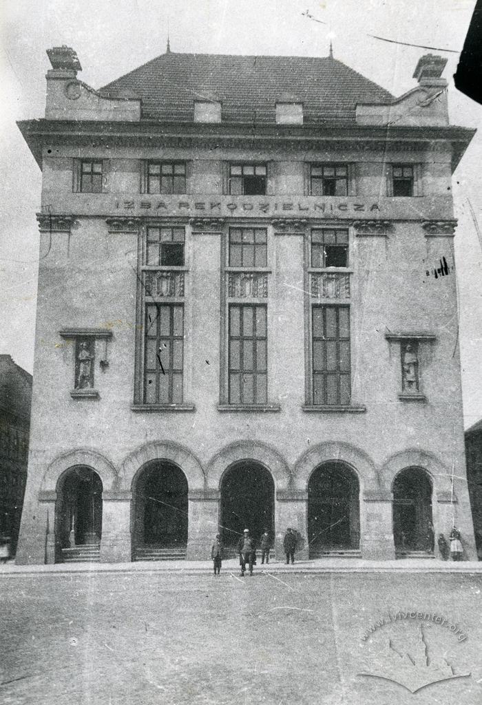 Building of Lviv Puppet Theater at 1 Halytskoho Sq. Photo reproduction  2